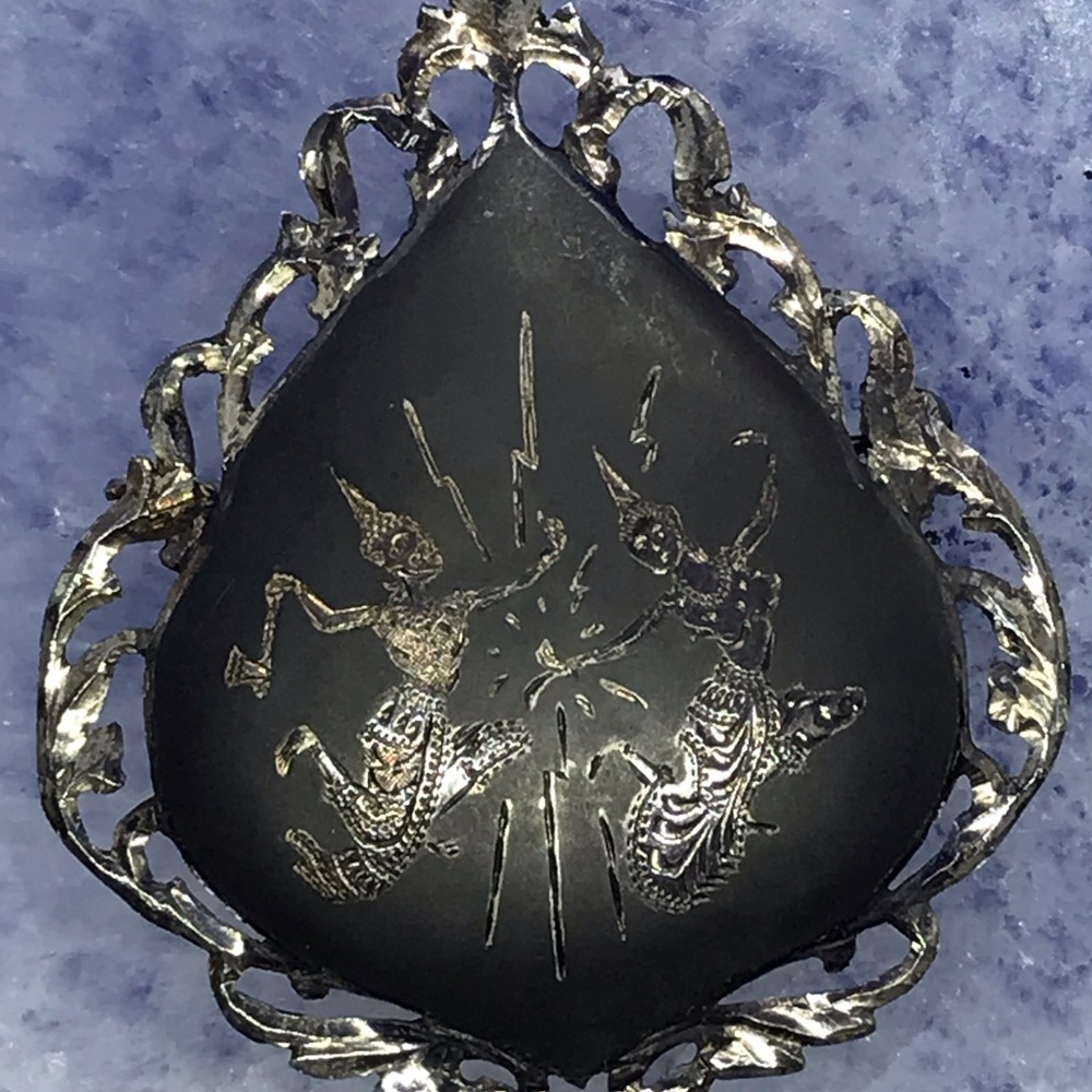 Siam brooch